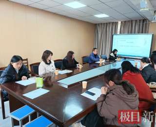 悦读共成长！钢城二中“雏凤文化大讲堂”妈妈读书会温情开讲