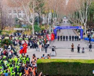 用奔跑接力精神！武生院两千名师生越野长跑纪念钱学森