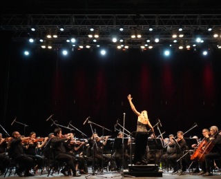 阿根廷科隆劇院管弦樂團與合唱團舉行百年慶典音樂會