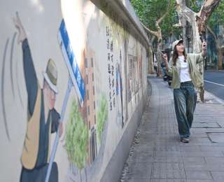 “文化摆渡人”引导外国游客读懂真实中国