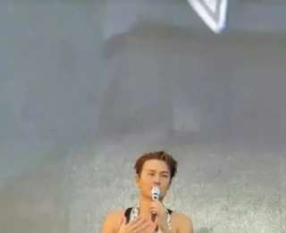 吴克群呼吁去看戴佩妮演唱会：去听好的音乐人的演出是最浪漫的事；此前戴佩妮哽咽宣布取消北京广州演唱会，称杭州站将成内地最后一场