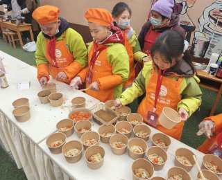 逛老街、品非遗、享年味！硚口这所小学的元旦游园会，让娃沉浸式读懂家乡