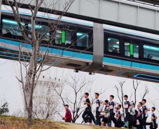 千名武汉初中生跑了场小型“光马”