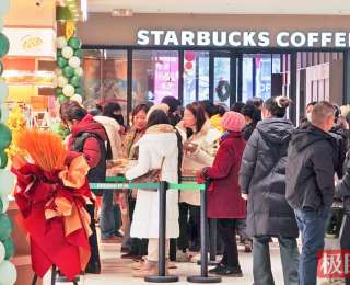 红安新地标！9.2万平方米综合体亮相，大别山首届文旅消费季同步启动