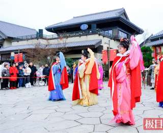 到黄梅过元旦，问梅村看大戏放孔明灯，龙队感湖拍候鸟赢16800大奖