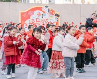 设计游园券，绘游戏规则，这群孩子自主策划了一场非遗游园会