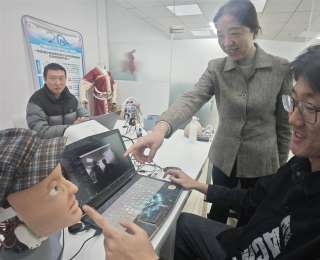 华科一团队研发机器人面部表情算法 面部表情自由度翻番