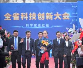 多位新晋院士走上红毯，全省院士总数已突破90位