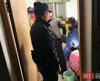 元旦夜男子醉酒躺街头，枣阳民警暖心救助送其归家
