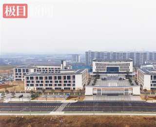 当阳一中悠悠80余载，而今迈入高铁时代