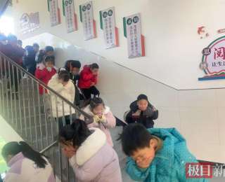 郧西县土门镇中心小学消防演练筑牢安全防线