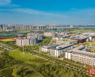 “中国网谷”里长出新大学——极目新闻记者探访全国首个网络安全类高校