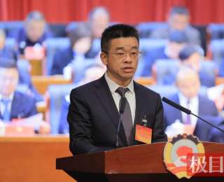 咸安两会：近500名代表委员建言献策竞风采