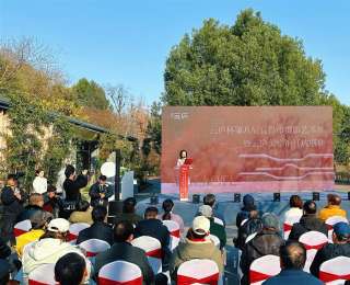 湖北宜昌第八届摄影艺术展在云庐美学馆开幕，展出持续至2月底