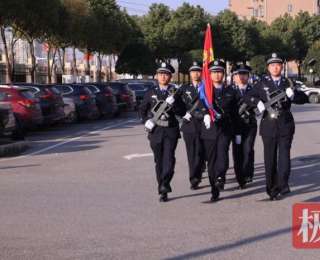 今日份“警”色！通城县公安局开展庆祝第六个中国人民警察节系列活动