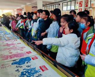 版画、书法、篮球齐上阵，江夏这所小学的社团展示太精彩