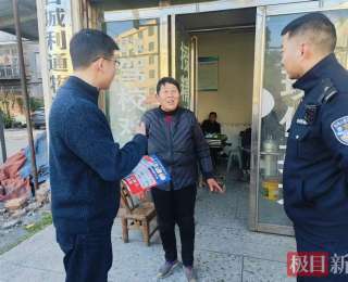 敲门入户面对面叮嘱，谷城民警深入辖区开展“拉网式”安全大体检