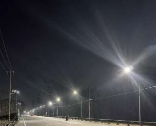 仅用时26天，湖北荆州一条1.6公里道路全线亮灯