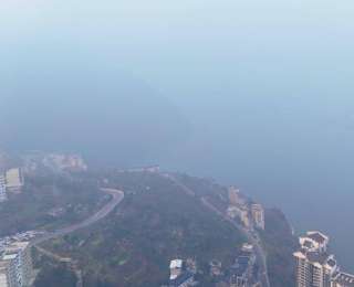 巴东：雾锁峡江千嶂隐 日出山城万象新