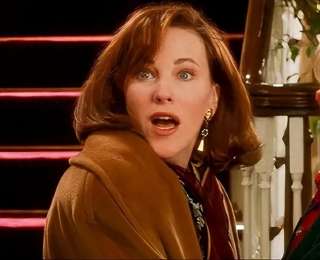 太突然！國外著名女演員在家中去世，聲望頗高，代表作耳熟能詳……眾多明星名人悼念