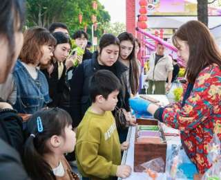 数据告诉你，春节9天假大家打算在哪过