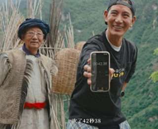 男星自曝在“猪圈”门口学乐器，曾练到头晕缺氧