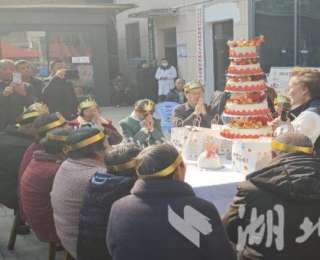 爱心“炖”出幸福味，老人天天“炫”热饭