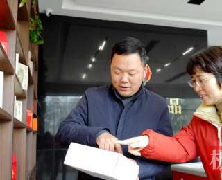 从一颗糖到一桌菜，“傅阿姨”拓宽致富路