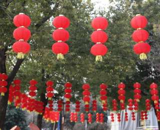 保康：红灯笼“串”起幸福年