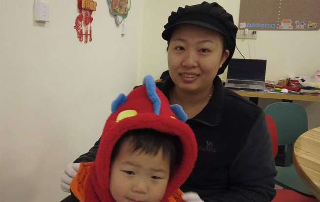 妻子带娃来汉团聚 小哥公寓首个春节乐融融