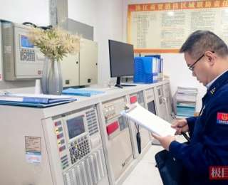 护航春节假期，湖北公安县消防对全县重点场所开展消防安全夜查