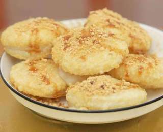 舌尖上的孝南年：一杵一锤打糍粑 软糯鲜甜年味浓