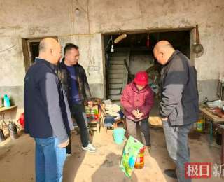 新春走基层 | 寒门学子反哺家乡，新春慰问情暖卧龙镇黄河村