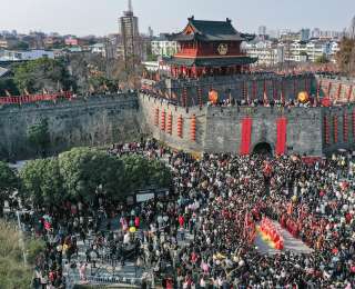 流动的荆楚年味 焕新的千年古城