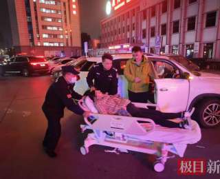 孕妇深夜羊水破裂情况危急，襄城民警开辟生命通道护送就医