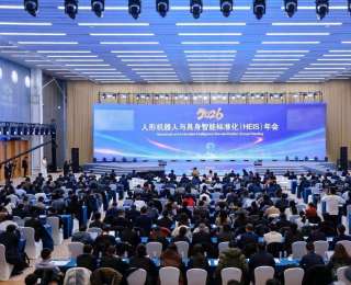 机器人江湖的“敢为天下后” 中国具身智能，凭什么弯道超车？