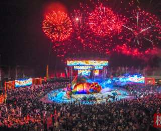 鳌鱼游夜空、花鼓擂春声、舞者飞天弹琵琶……九大历史名城在荆州上演非遗大秀