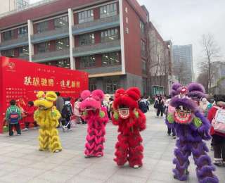 仪式感拉满！武汉洪山学子开学礼马力全开