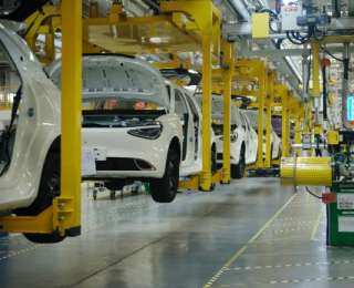 東風(fēng)汽車7家單位獲評國家級“綠色工廠”稱號，綠色轉(zhuǎn)型彰顯國企擔(dān)當(dāng)