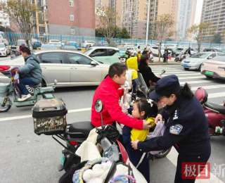 你上学，我护航！孝南公安陪学子一起“报到”