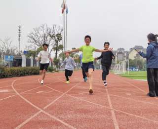 开学返校，先体测，再拿奖！