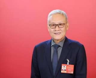 筑牢民族健康基石，君乐宝魏立华建言学生奶普惠全覆盖