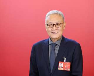 连线两会代表魏立华：以长跑精神经营企业