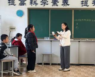 探绿、植绿、绘绿！武汉这所小学把植树节上成五育融合“春日实践课”
