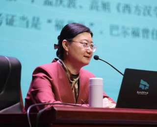 于雪棠做客长江讲坛，讲述《庄子》在英语世界的跨文化之旅