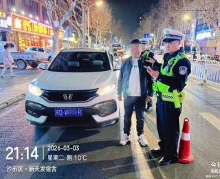 知法犯法！驾校教练酒驾被查 丢分丢证丢饭碗