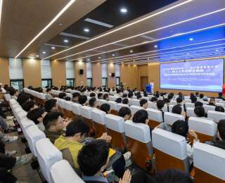 钮新强院士工作站、谢先启院士工作站在江汉大学联合揭牌