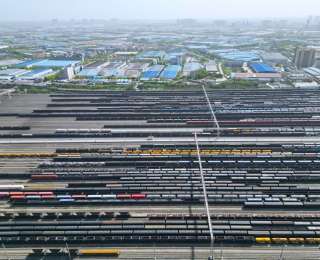 湖北铁路实行新的货物列车运行图 中欧班列开行力度加大