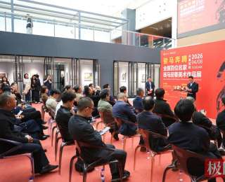 全国百位名家画马迎春美术作品展在武汉工商学院启幕