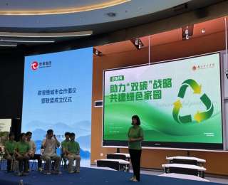 带着专业“长”进社区里！湖北经济学院“奔流行动”绘就社区“一老一小”幸福底色